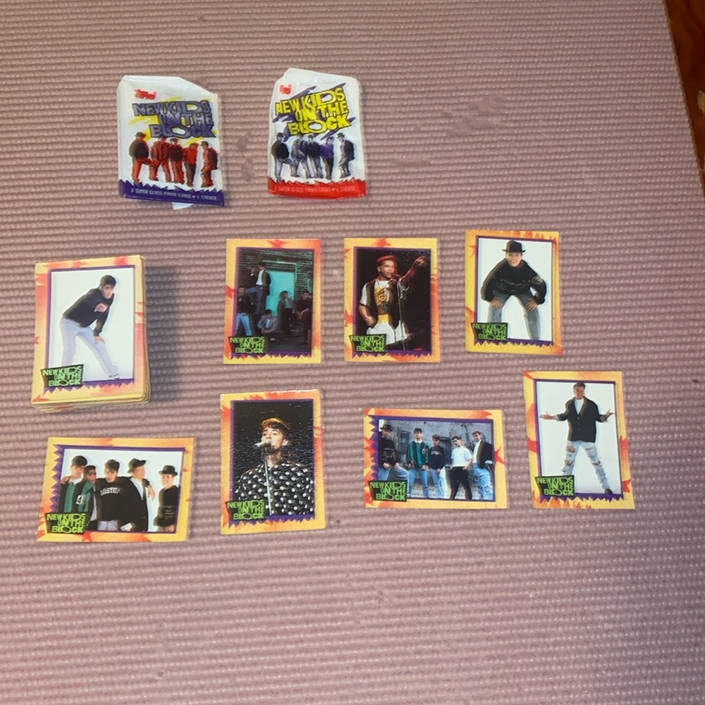 NEW KIDS ON THE BLOCK 1989 Full set of Topps trading cards